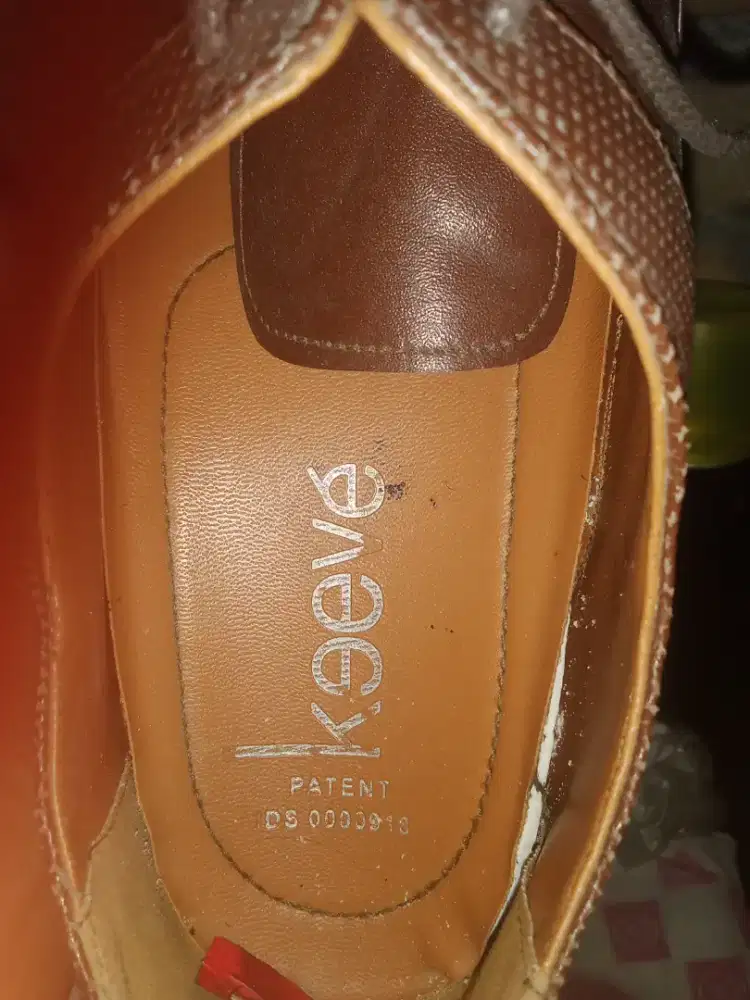 Sepatu merk keeve ori