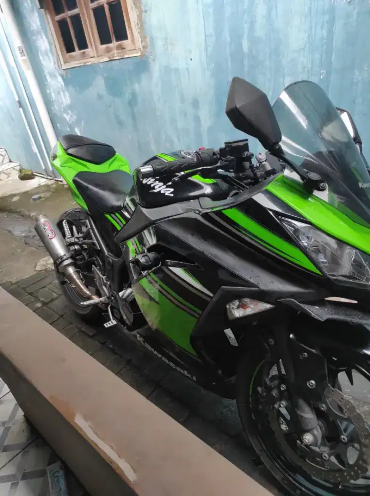DI JUALl KAWASAKI NINJA 250 FI