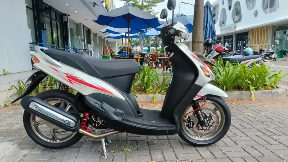 YAMAHA MIO SPORTY 5TL RESTOMOD TINGGAL GAS