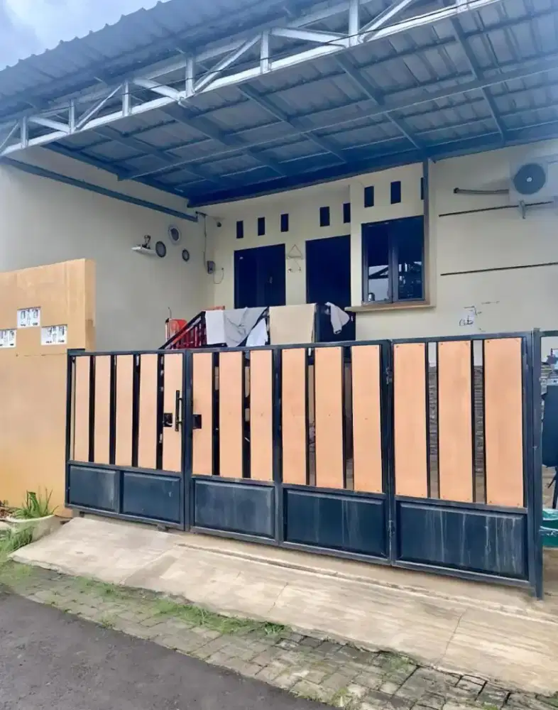 Murah dijual rumah siap huni watukaji banyumanik gedawang