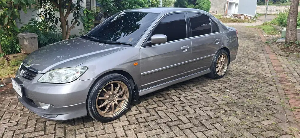 Honda Civic 2004 Bensin