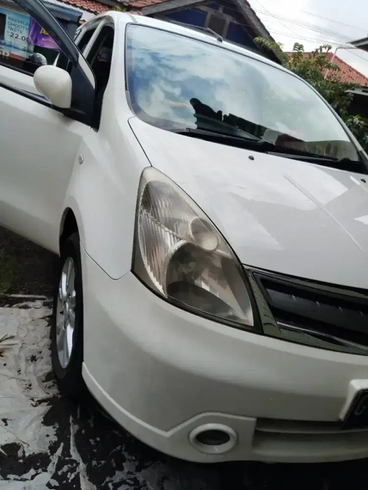 Grand Livina 1.5 SV M/T