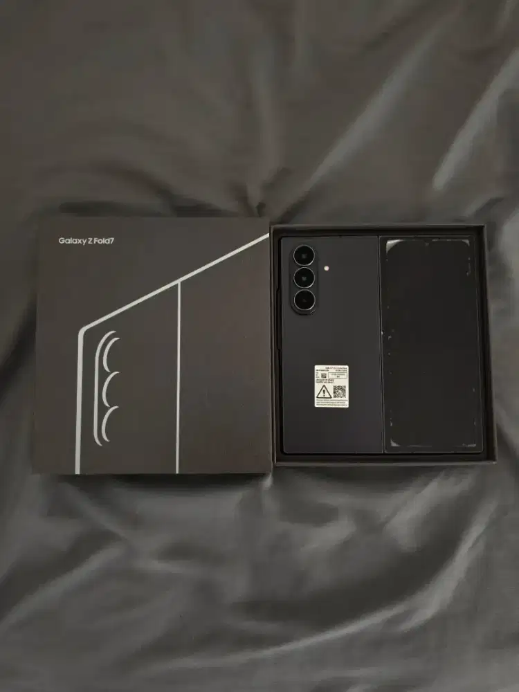 Samsung Z Fold 7 12/512gb sein November 2026 zfold7 zfold fold7