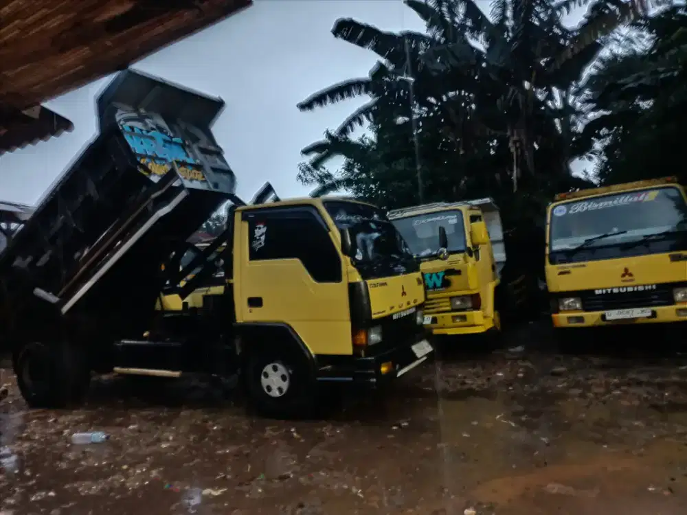 Jasa buang puing dan pengurugan