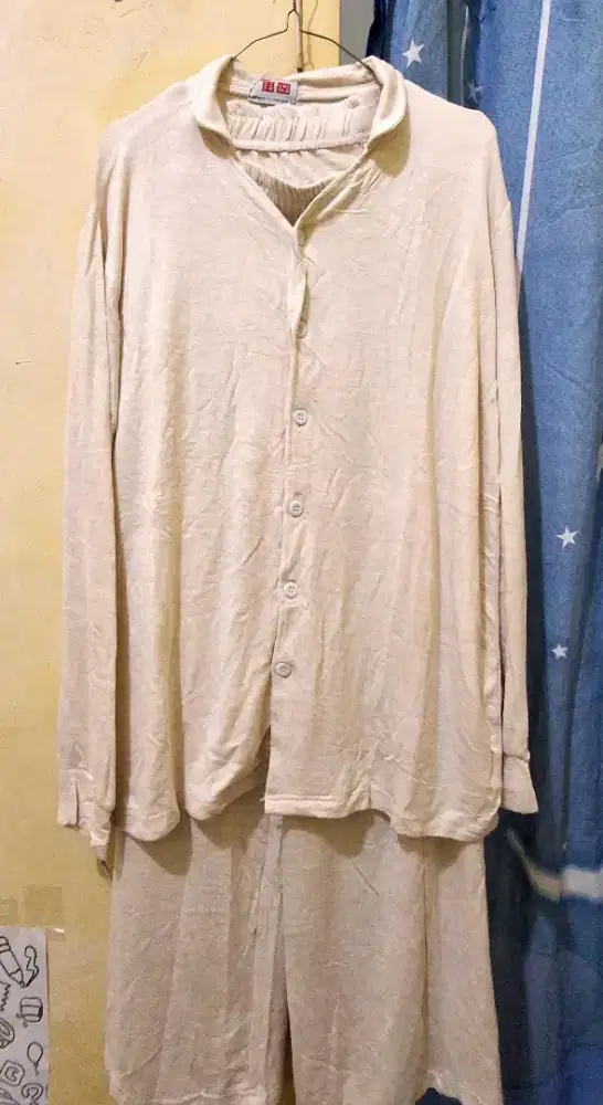 baju satu set dari uniqlo ori