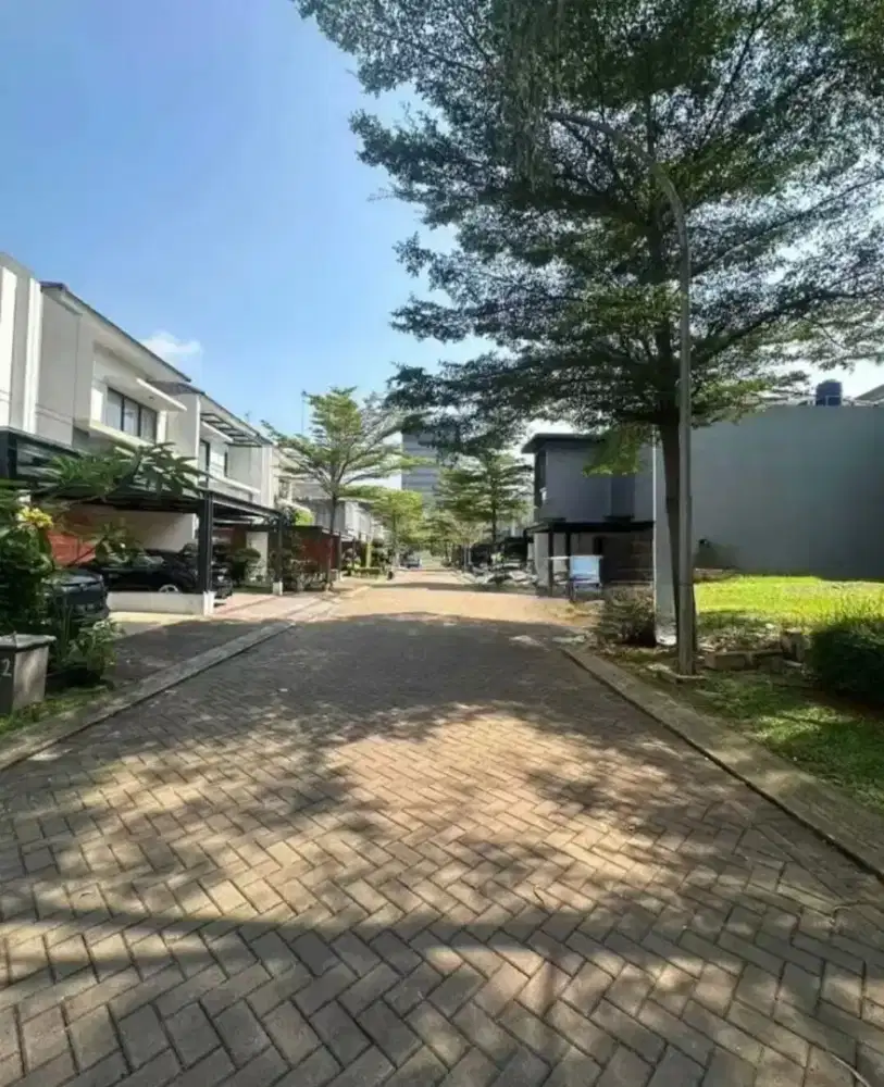 Kavling Depan Fasum dan Taman di Kebayoran Bintaro. Hotsale!