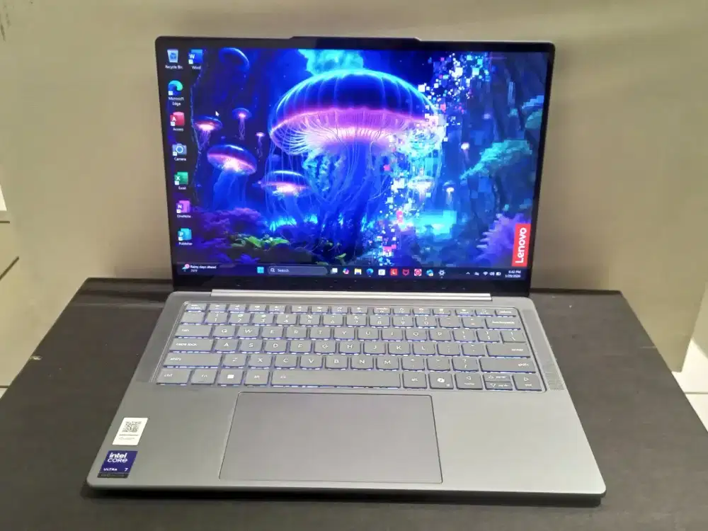 Jual Cepat Laptop Lenovo Ideapad Slim 7,Aura Edition, Ultra 7 256V