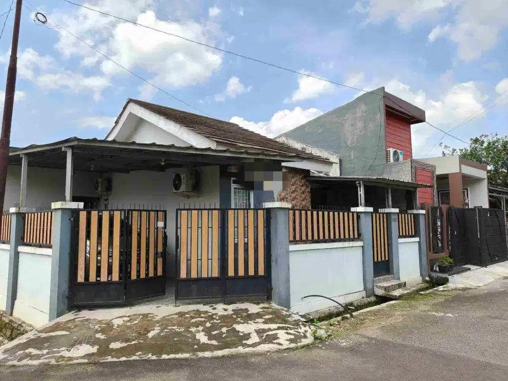 Dijual rumah siap huni posisi di home, di Citra Indah City Jonggol