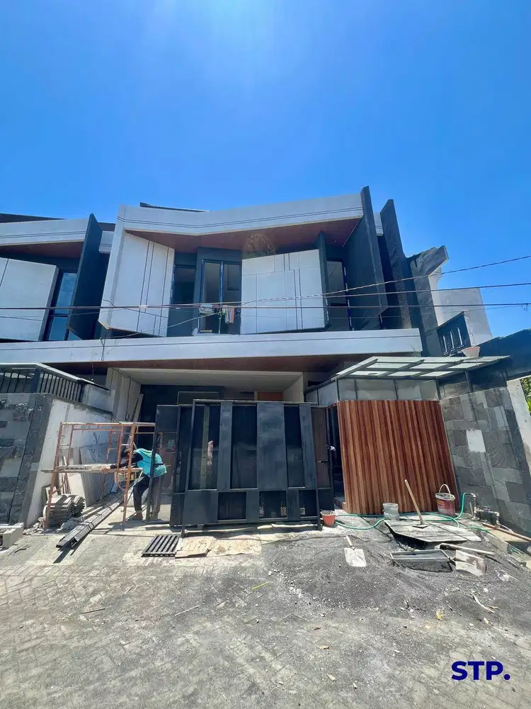 Rumah baru modern minimalis di Manyar Indah Tipe Kotak