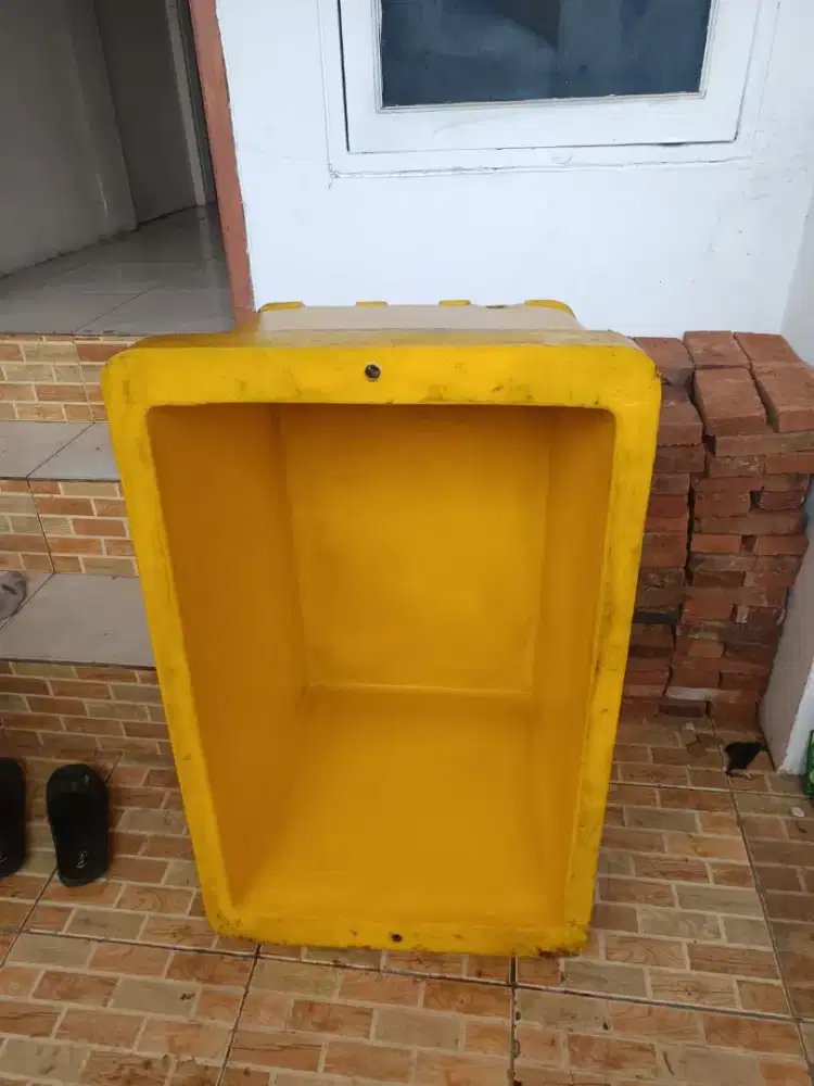 Cool box 220ml kuning