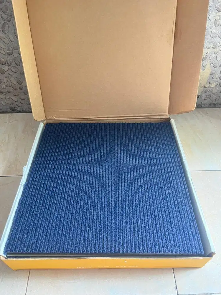 KARPET TILE KANTOR