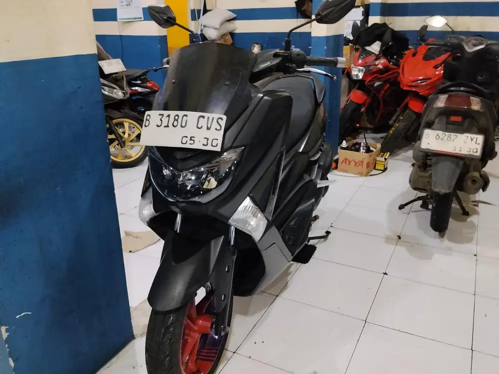 [FORSALE] Yamana nmax old 2017 pajak on panjang