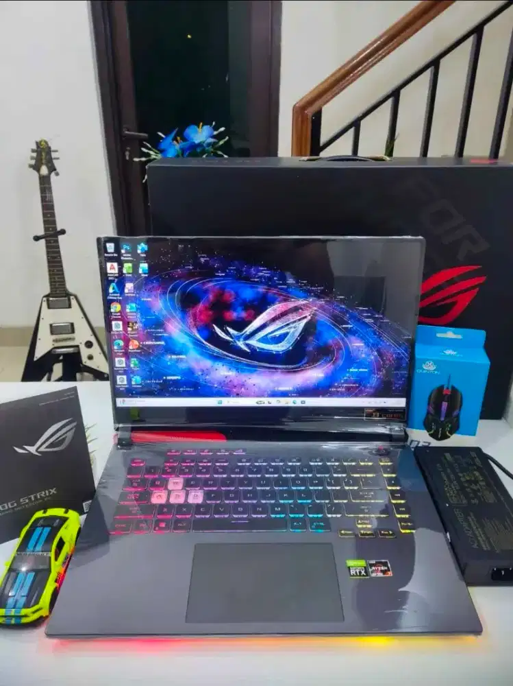 ASUS ROG CYBERPUNK STRIX [RAM 16GB SSD 1TB RTX 3050]