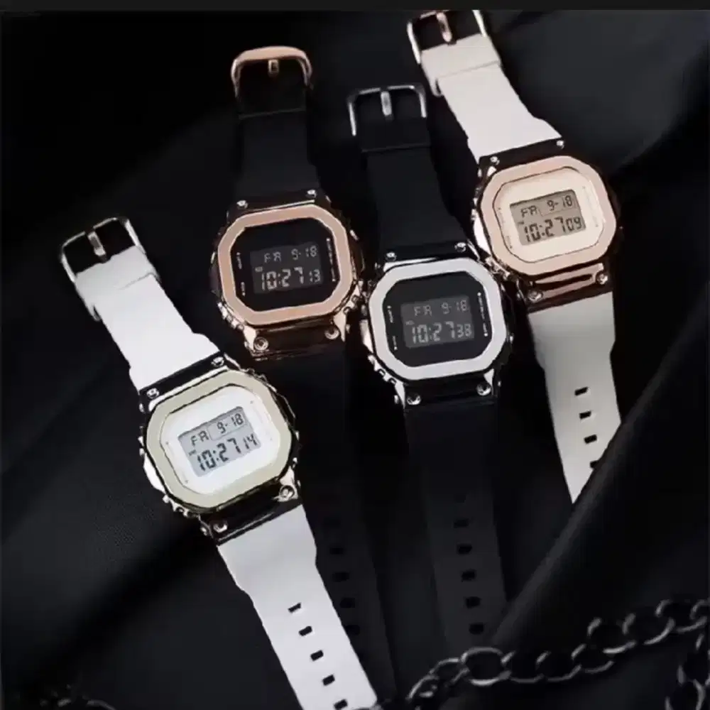 AD Jam tangan digital LED mewah jam tangan pria wanita Korea
/ COB