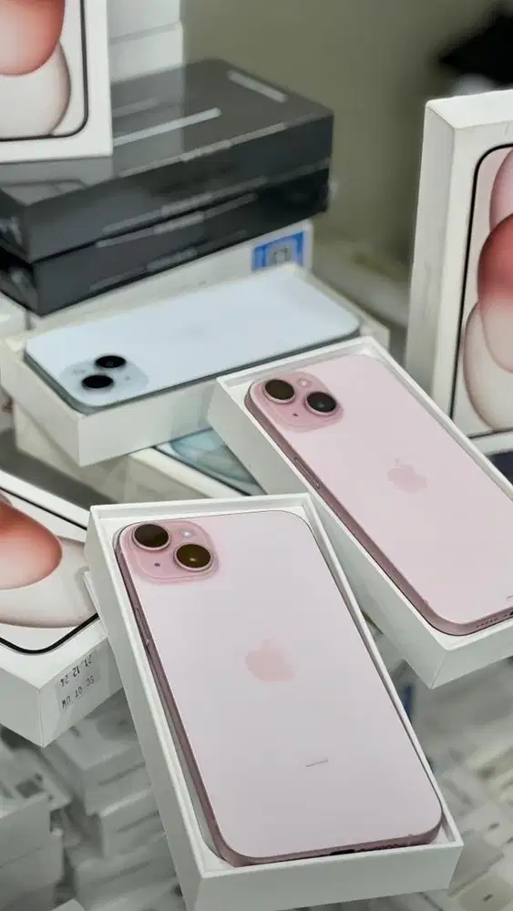 iPhone 15 128 gb iBox bh 100% 1 bulan pakai garansi aktif panjang