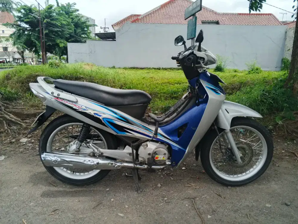 Honda Kharisma X