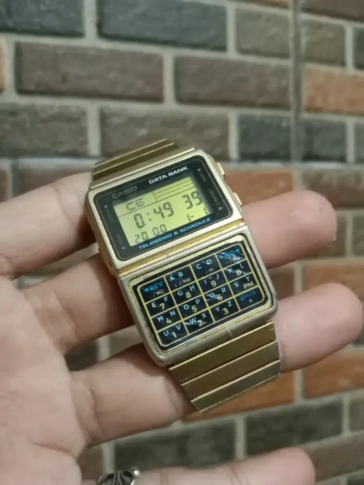 Jam casio vintage dbc 610 calculator
