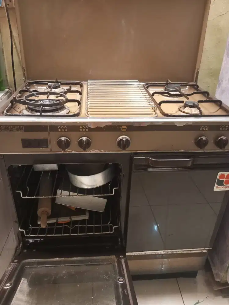 kompor tecnogas 4 tungku