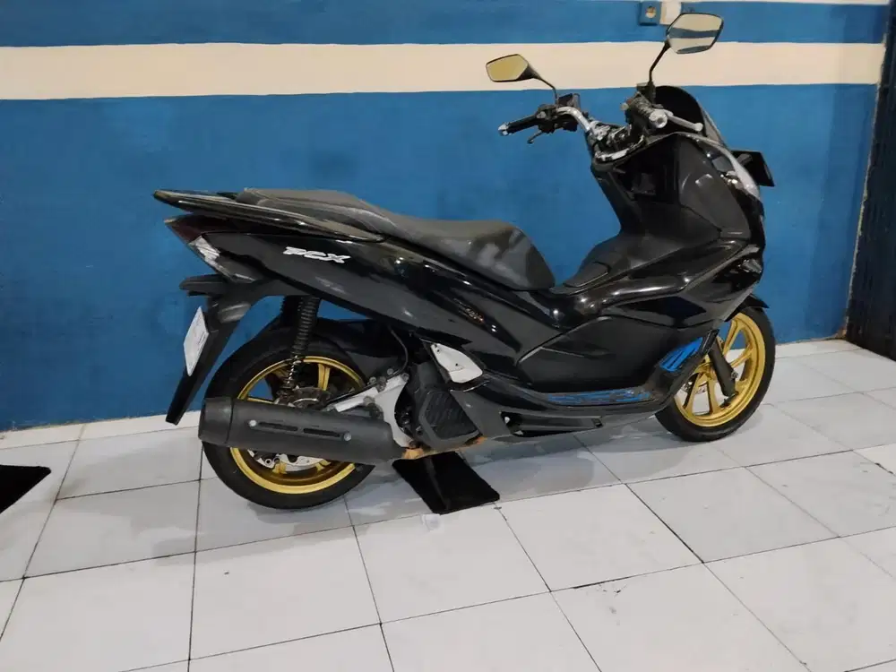 HONDA PCX 2018 SIAP PAKAI SUPER MULUS