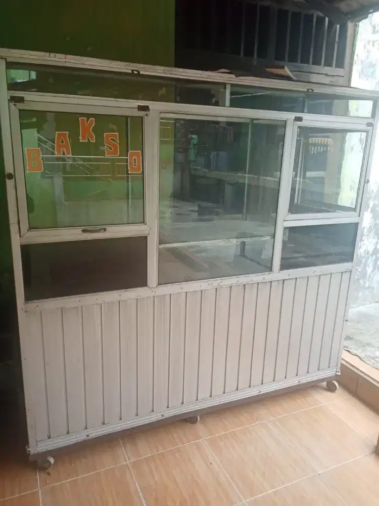 gerobak dagang etalase