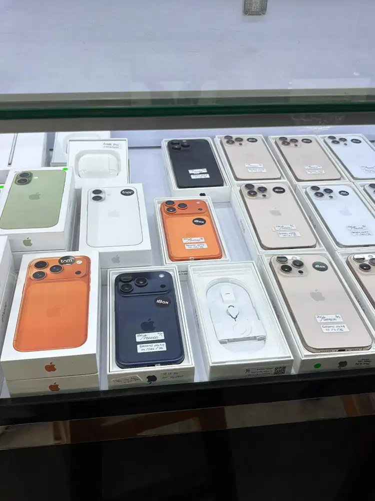 Kredit hp iphone 16 PM bunga 0% free 2x cicilan