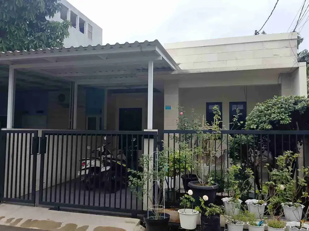 Di jual butuh rumah dalam clusteran di lokasi peninggilan Ciledug kota Tangerang