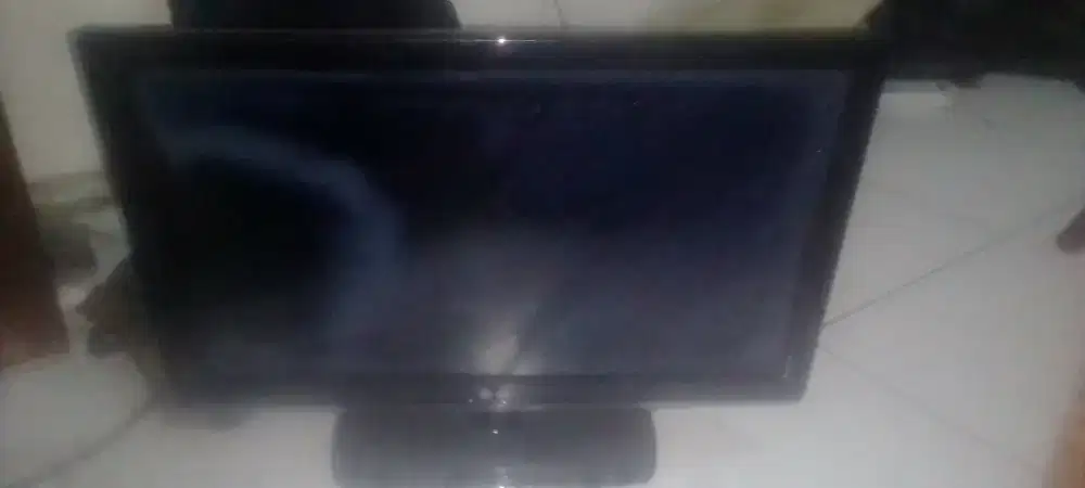 TV bekas LCD LG 22lk311 - TB
