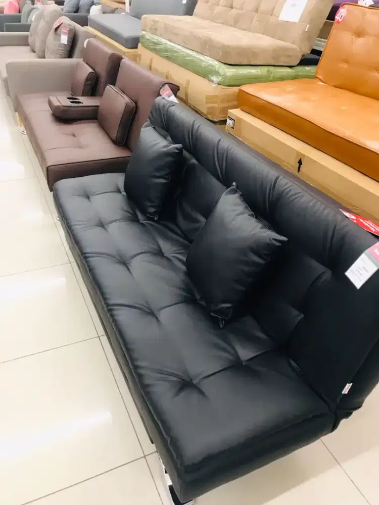 SOFA ESTETIK DESAIN TERBARU UNTUK RUMAH ELEGAN