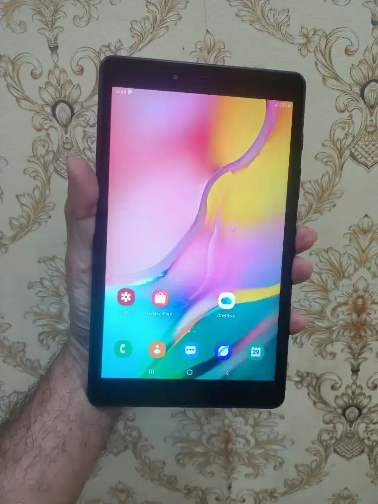 Samsung Tab A 2019 ram 2/32 minus pemakaian saja SM cas aja