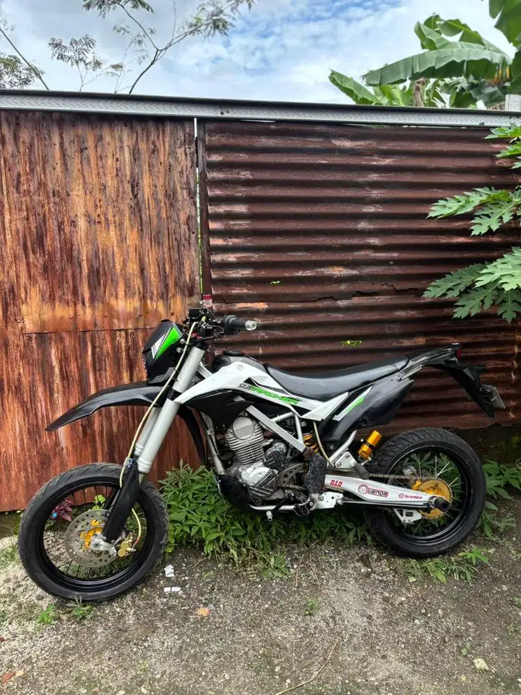 Klx BF 2016 plat AD
