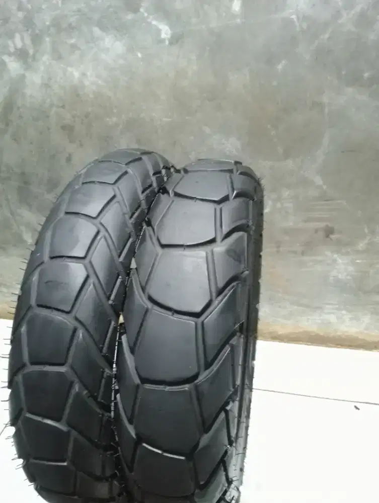 sepasang ban motor ADV ukuran 130/70-13 110/80-14 merk federal tubles