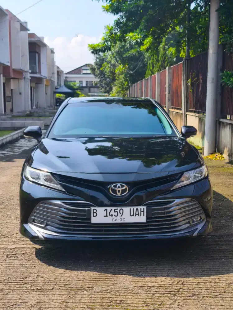 TOYOTA CAMRY 2.5V 2019
