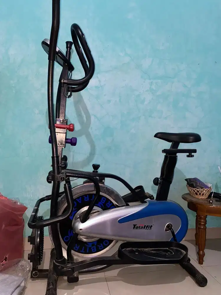 Sepeda Statis Totalfitness