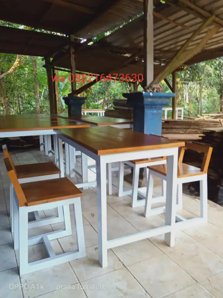 Meja kursi cafe dan makan