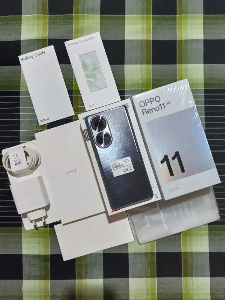Oppo Reno 11 5G 8gb/256gb Mulus Fullset