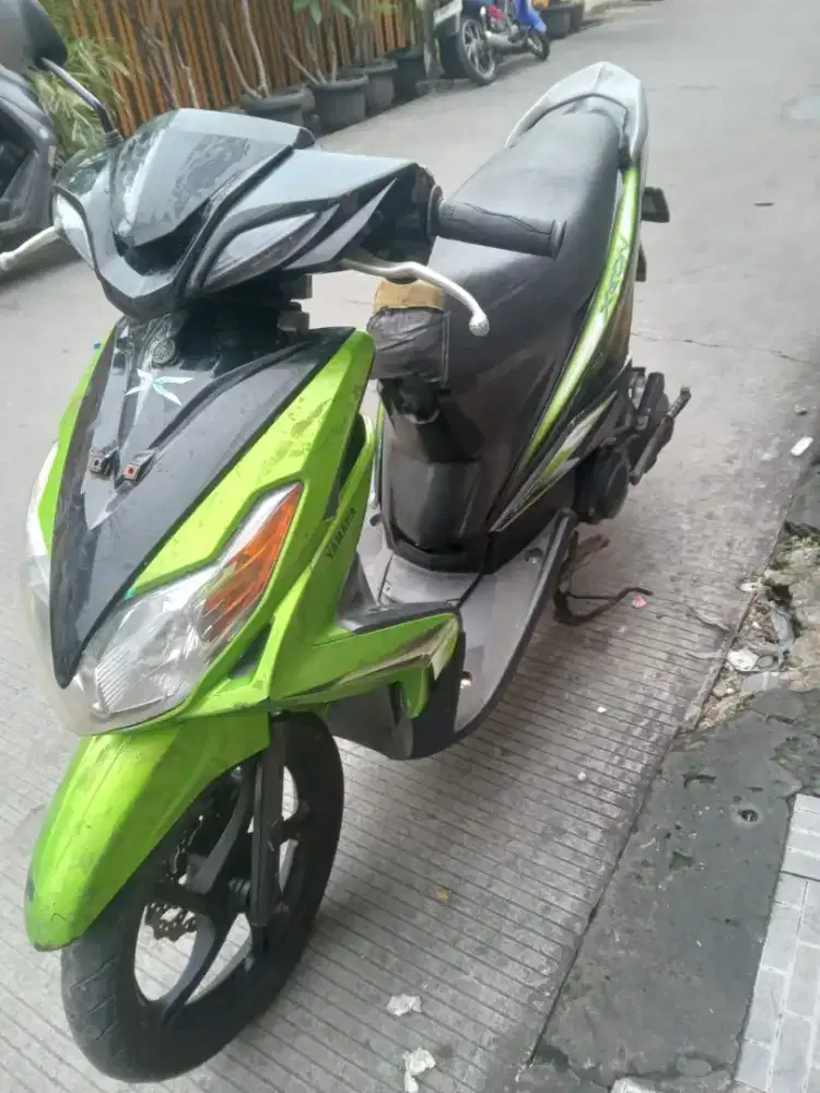 Yamaha xeon karbu 2010