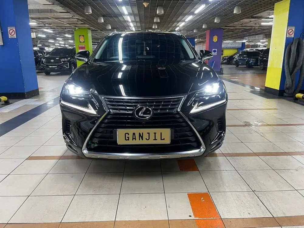 LEXUS NX 200 T 2018 Hitam
