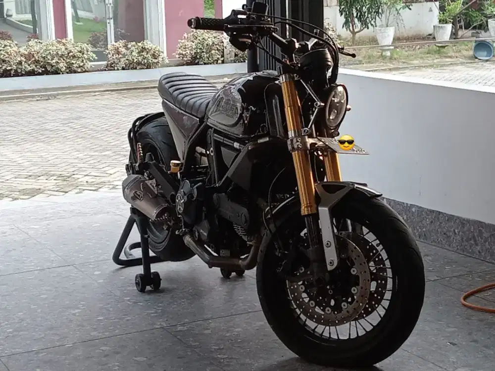 Ducati scambler