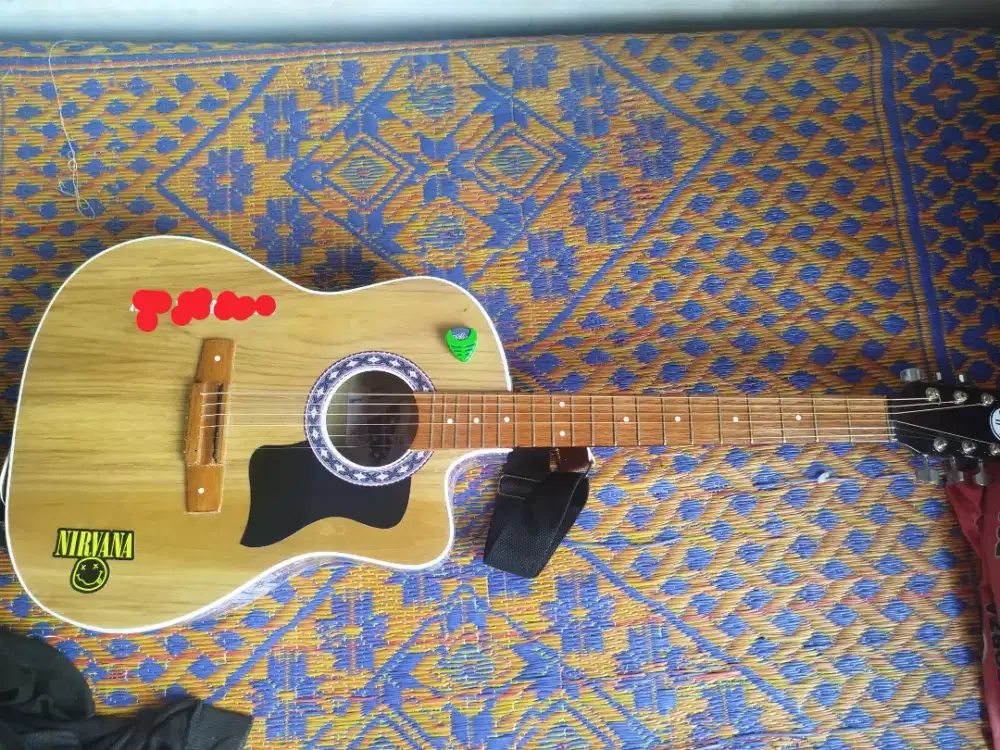 Gitar Akustik Lokal Handmade