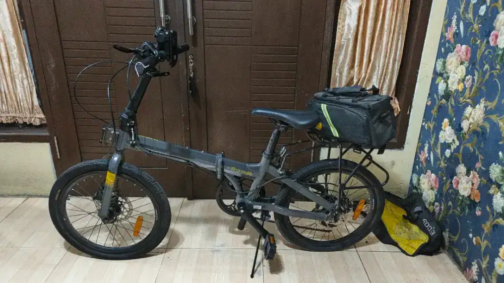 Sepeda lipat POLICE Ride to Work