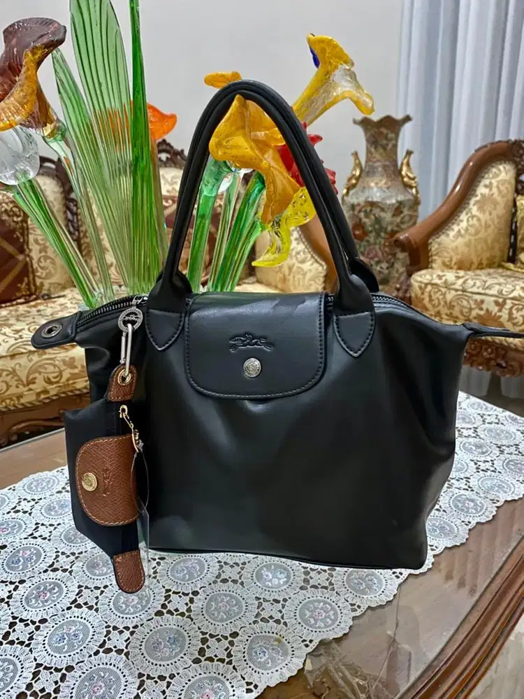 Tas slempang kulit pl vvgc