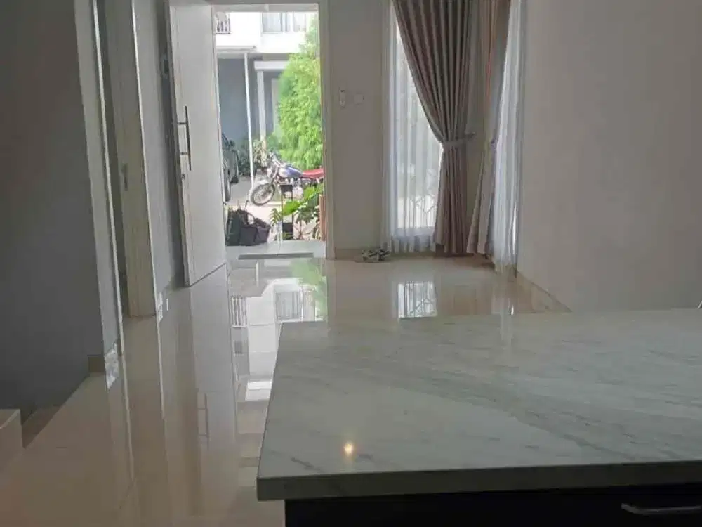 Rumah dua lantai di Cluster SynthesisHome Cirendeu Ciputat Timur Tangsel