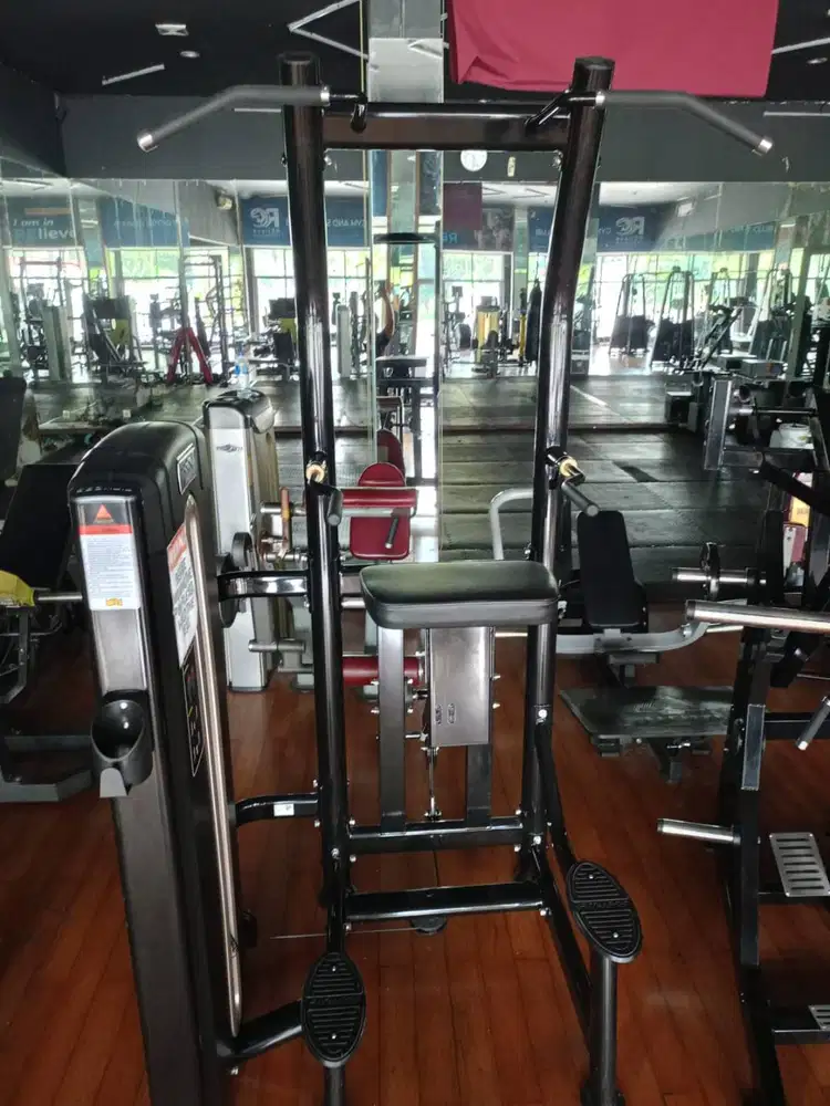 ALAT GYM KONDISI BAGUS DAN TERAWAT