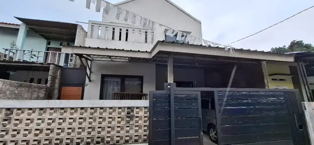 Rumah 2 Lantai Super Lega di Cipayung Depok