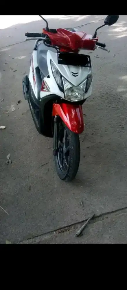 Beat esp tangan pertama pajak hidup