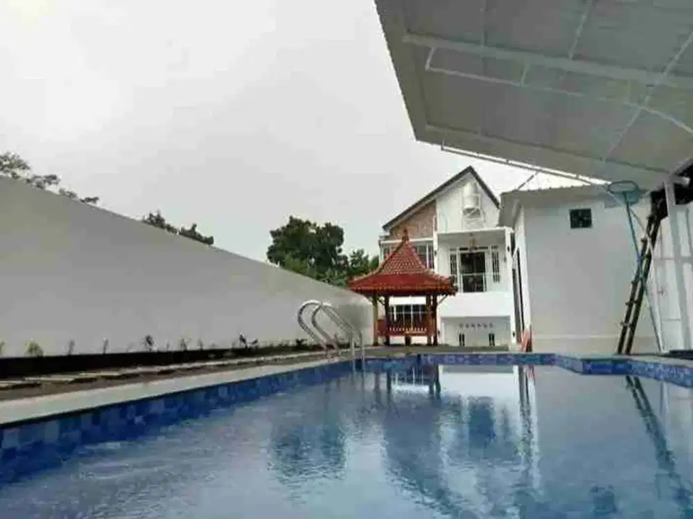 dijual villa Cantik sejuk Asri+Gazebo +Rooftop+private Pool Piyungan Jogja.FULLY FURNISHED