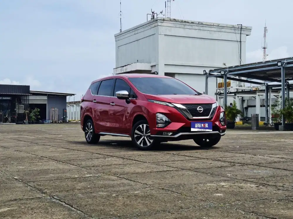 Nissan Livina 1.5 VL MATIC AT 2019 Merah KM 66RB