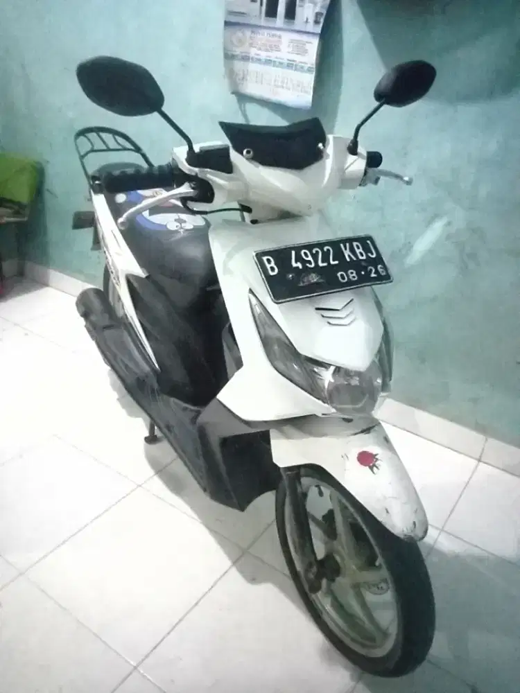 HONDA Beat 2012 Lengkap
Stater Hidup,,Mesin sehat
Masih Halus