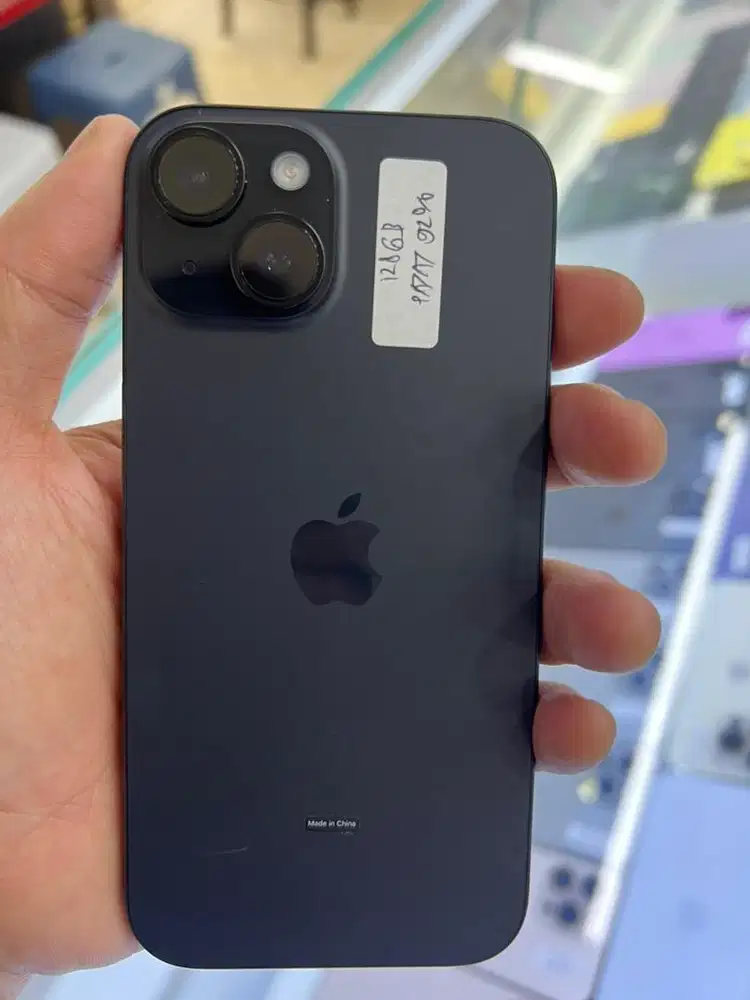 Iphone 15 128 ibox bh 92 garansi on juli 2026