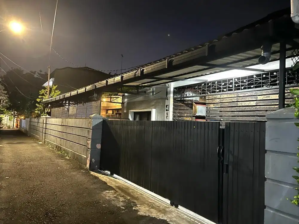 Dijual Rumah Luas Lokasi Strategis di Tebet Jakarta Selatan